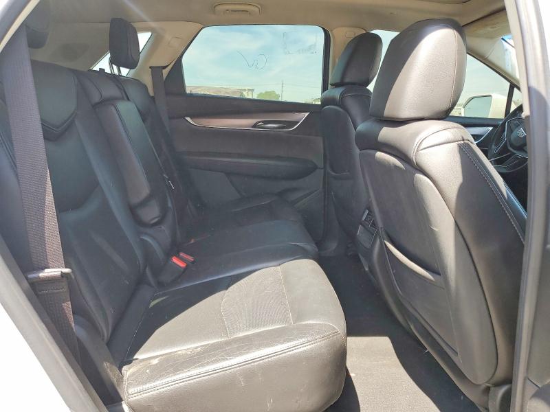 Photo 11 from auction – 2017 CADILLAC XT5 with VIN 1GYKNBRS5HZ235215