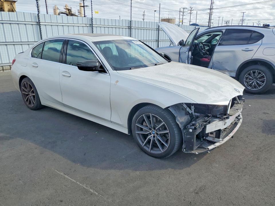 Photo 4 from auction – 2020 BMW 330I with VIN 3MW5R1J00L8B20341