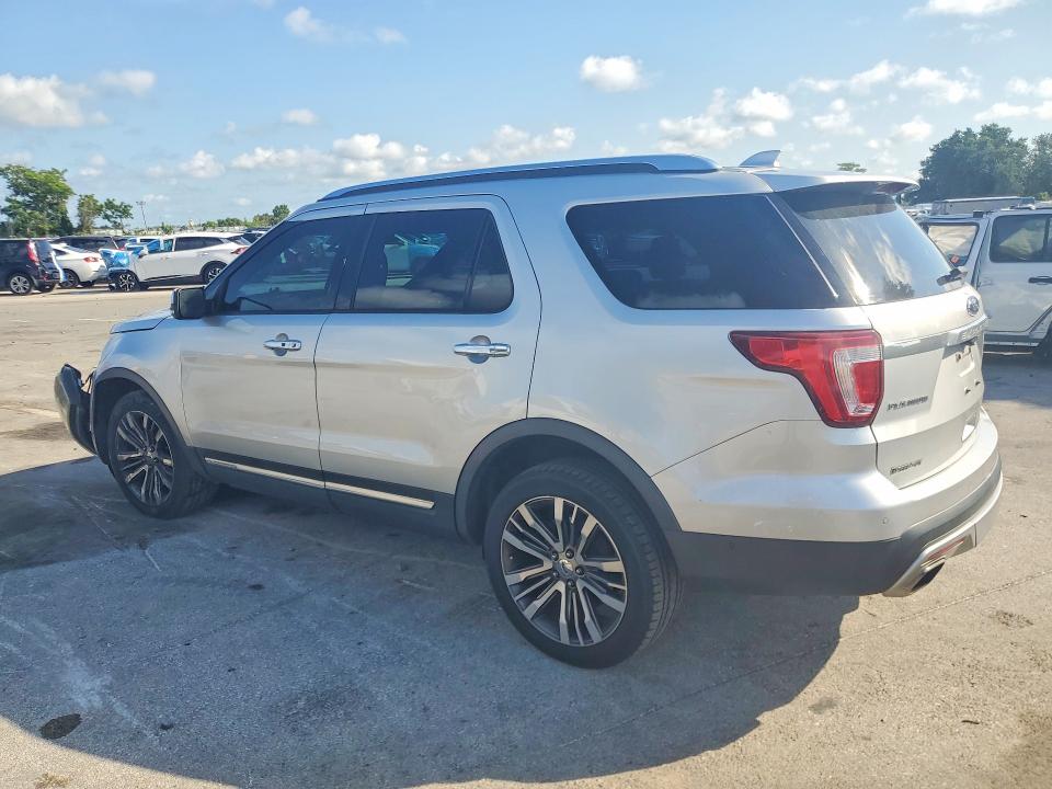 Photo 2 from auction – 2016 FORD EXPLORER with VIN 1FM5K8HT3GGC01823