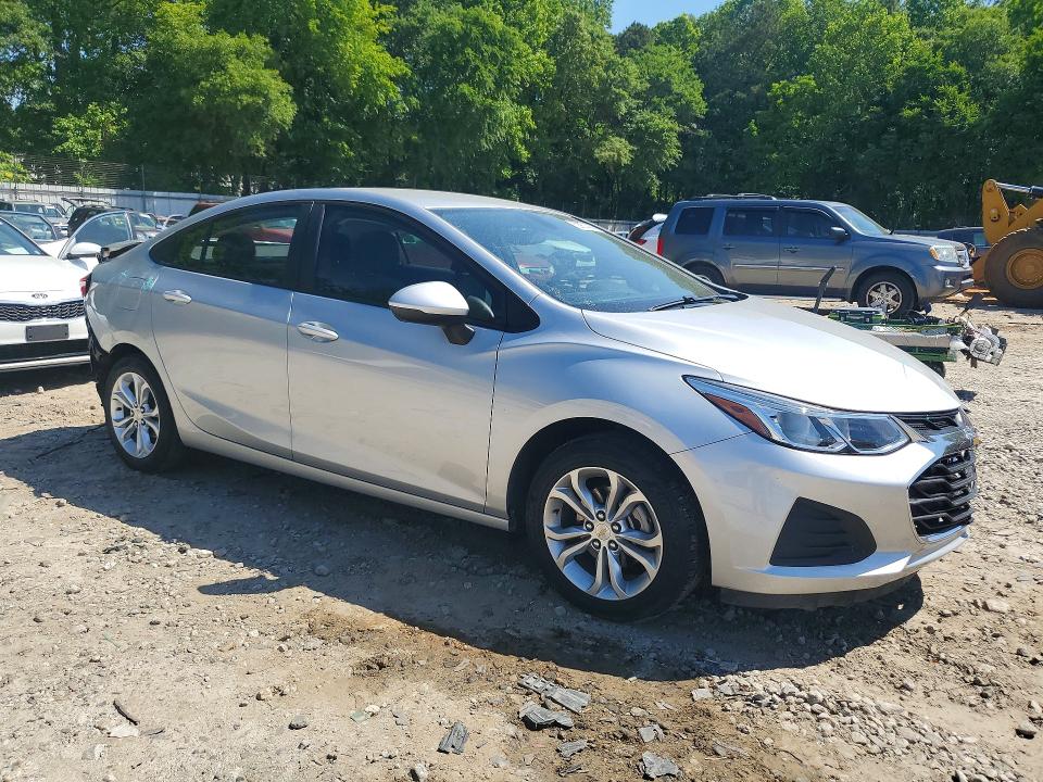 Photo 4 from auction – 2019 CHEVROLET CRUZE with VIN 1G1BC5SM2K7102433