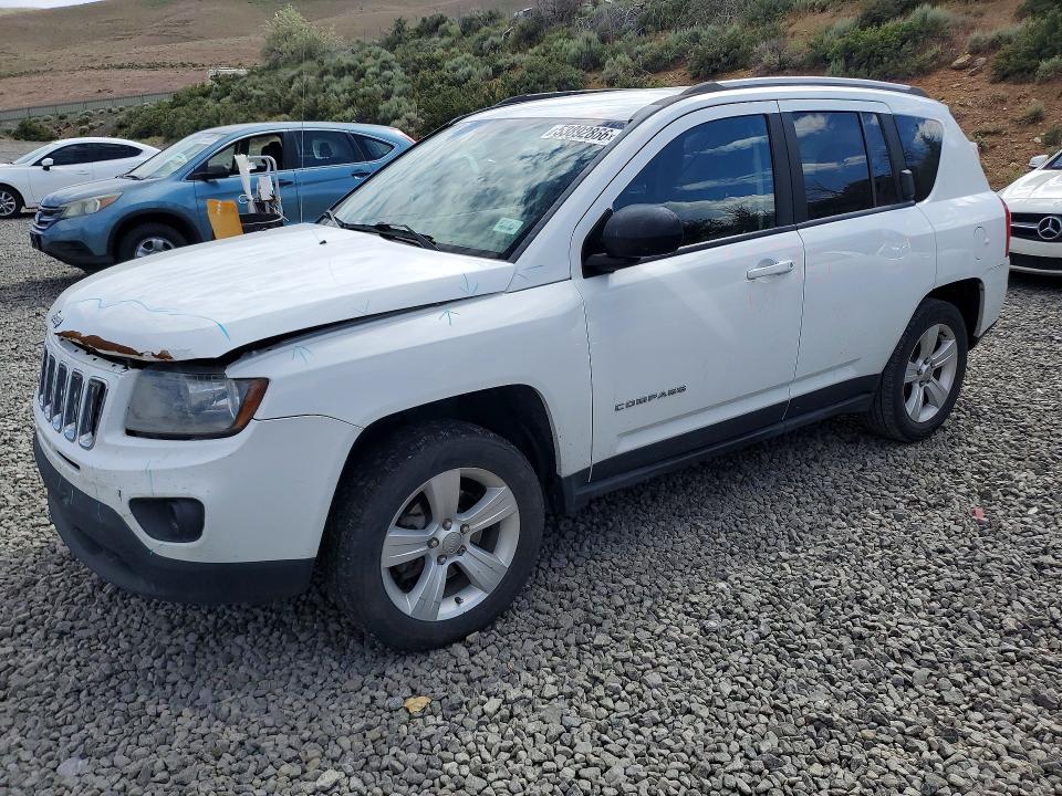 JEEP COMPASS 2016 with VIN 1C4NJCBB8GD506570 - Photo from auction