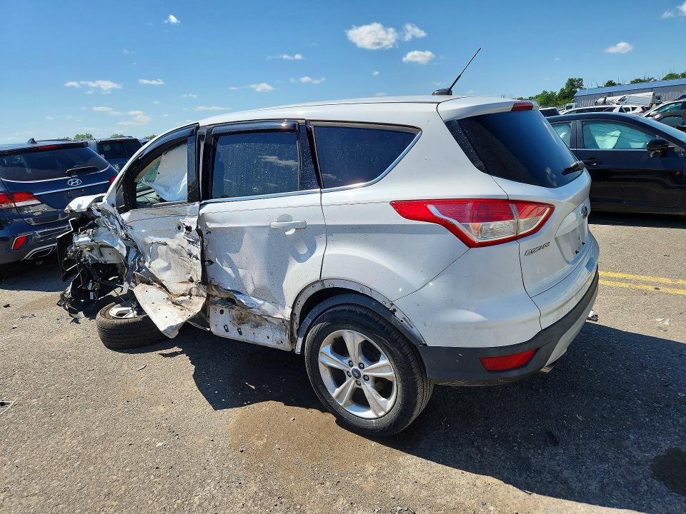 Photo 2 from auction – 2014 FORD ESCAPE with VIN 1FMCU0GX6EUB54714