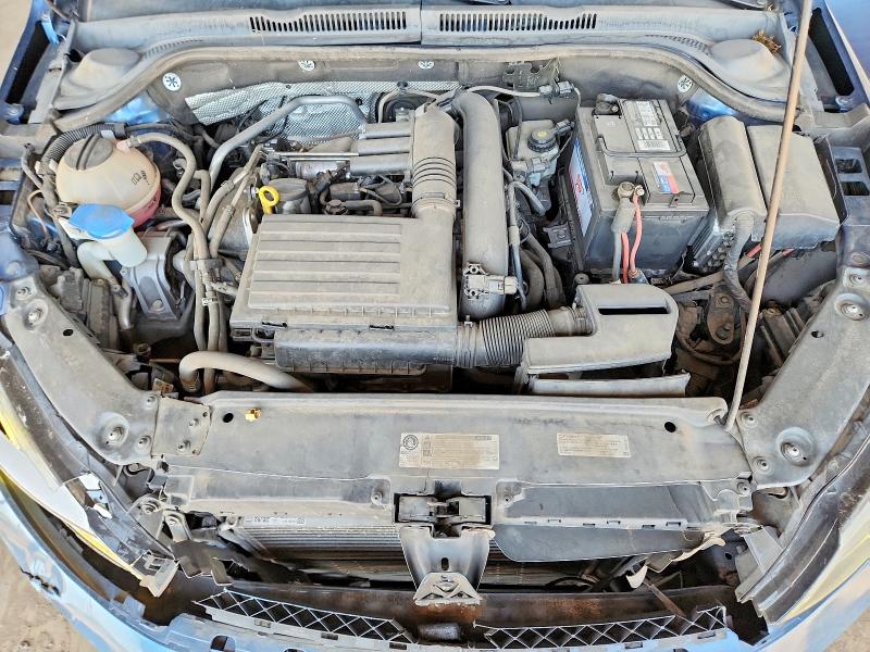 Photo 11 from auction – 2017 VOLKSWAGEN JETTA with VIN 3VW2B7AJXHM202384