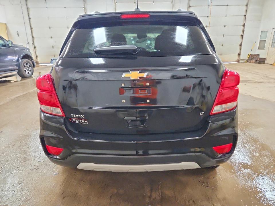 Photo 6 from auction – 2018 CHEVROLET TRAX with VIN 3GNCJLSB4JL168049