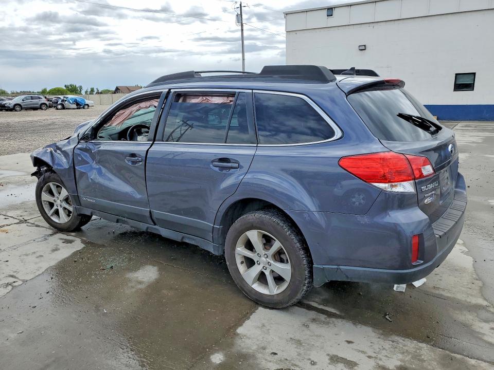 Photo 2 from auction – 2014 SUBARU OUTBACK with VIN 4S4BRDKC8E2321675