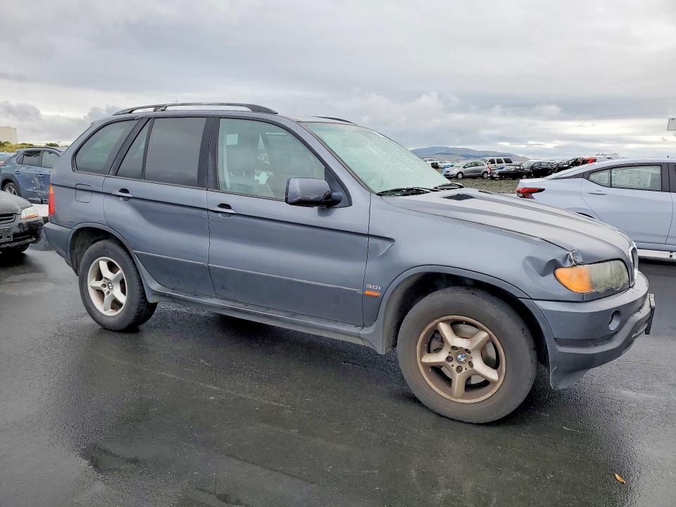 Photo 4 from auction – 2003 BMW X5 with VIN 5UXFA53593LV75968