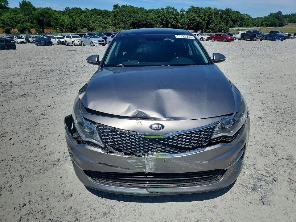 Photo 5 from auction – 2016 KIA OPTIMA with VIN 5XXGU4L32GG068647