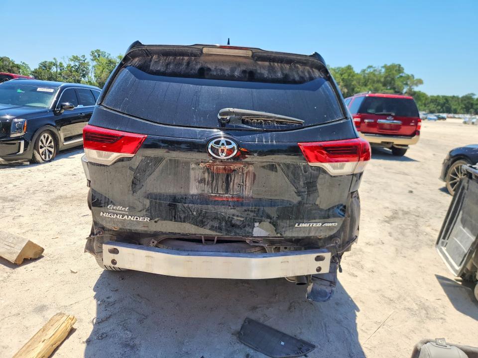 Photo 6 from auction – 2019 TOYOTA HIGHLANDER with VIN 5TDDZRFH9KS962385