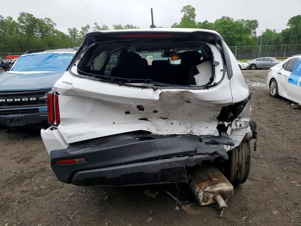 Photo 6 from auction – 2023 KIA SORENTO with VIN 5XYRG4LC5PG205673