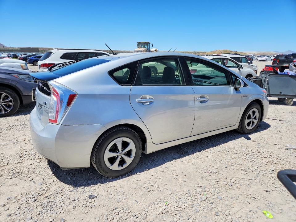 Photo 3 from auction – 2015 TOYOTA PRIUS with VIN JTDKN3DU0F0476881
