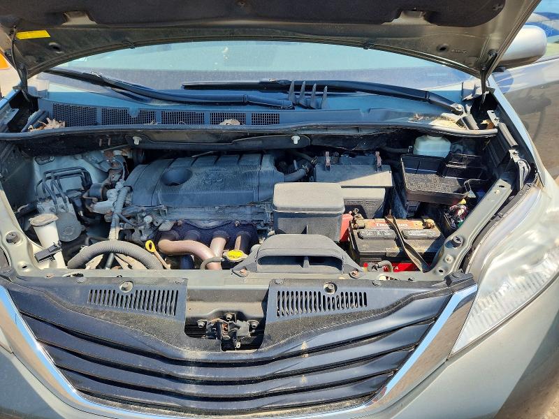 Photo 12 from auction – 2012 TOYOTA SIENNA with VIN 5TDKA3DC1CS015491