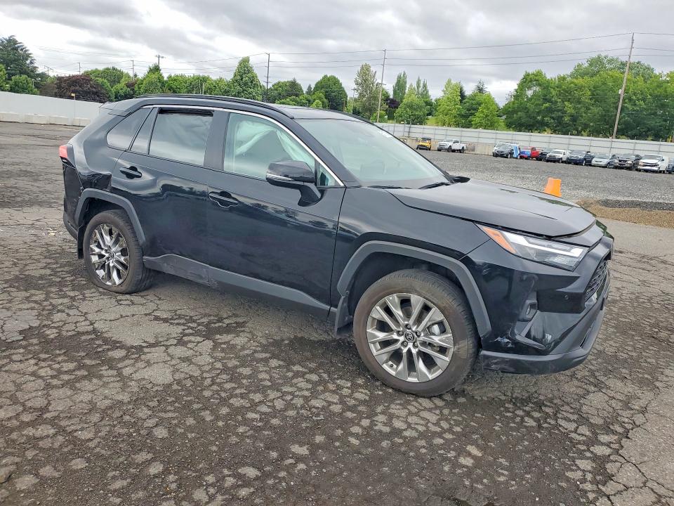 Photo 4 from auction – 2024 TOYOTA RAV4 with VIN 2T3A1RFV9RC470790