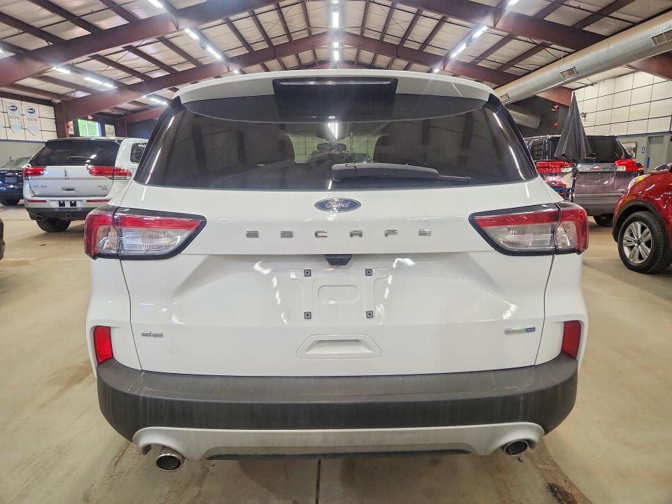 Photo 6 from auction – 2020 FORD ESCAPE with VIN 1FMCU9G64LUA64812
