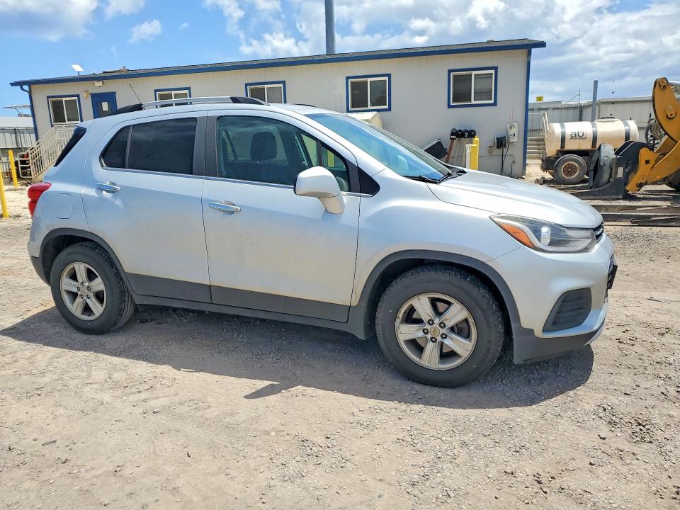 Photo 4 from auction – 2017 CHEVROLET TRAX with VIN KL7CJLSBXHB236467