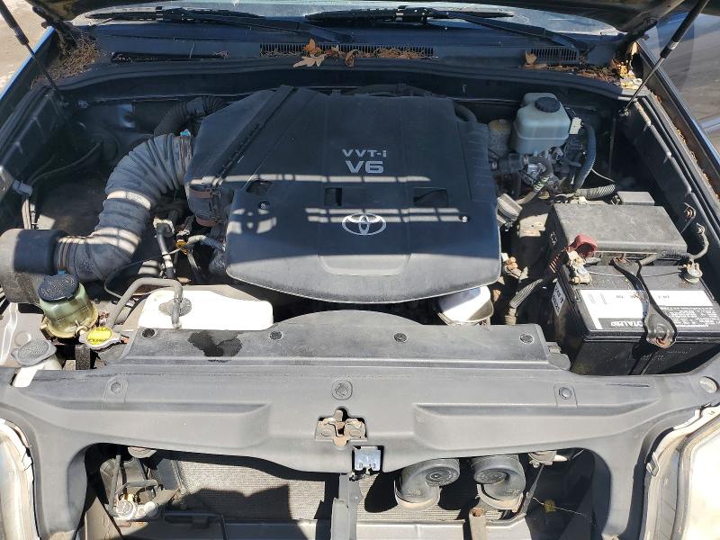 Photo 12 from auction – 2005 TOYOTA 4RUNNER with VIN JTEBU14RX50062942