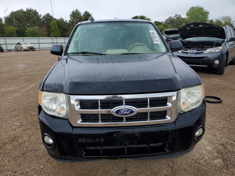 Photo 5 from auction – 2010 FORD ESCAPE with VIN 1FMCU0D70AKC17560
