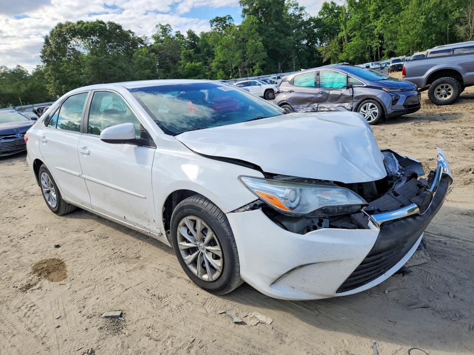 Photo 4 from auction – 2017 TOYOTA CAMRY with VIN 4T1BF1FK8HU337019