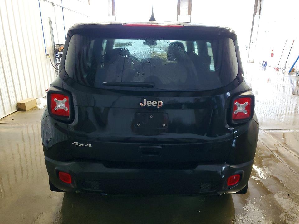 Photo 6 from auction – 2021 JEEP RENEGADE with VIN ZACNJDAB9MPM47269