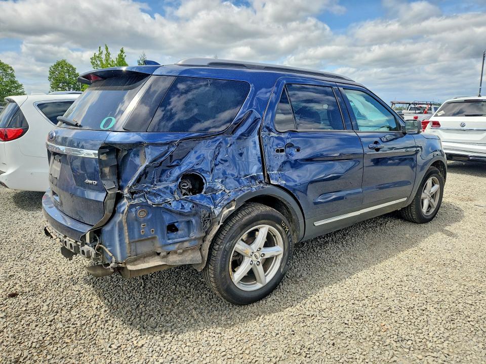 Photo 3 from auction – 2016 FORD EXPLORER with VIN 1FM5K8D85GGB74903