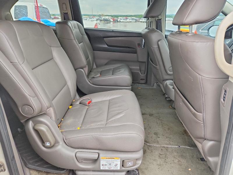 Photo 11 from auction – 2016 HONDA ODYSSEY with VIN 5FNRL5H93GB036422