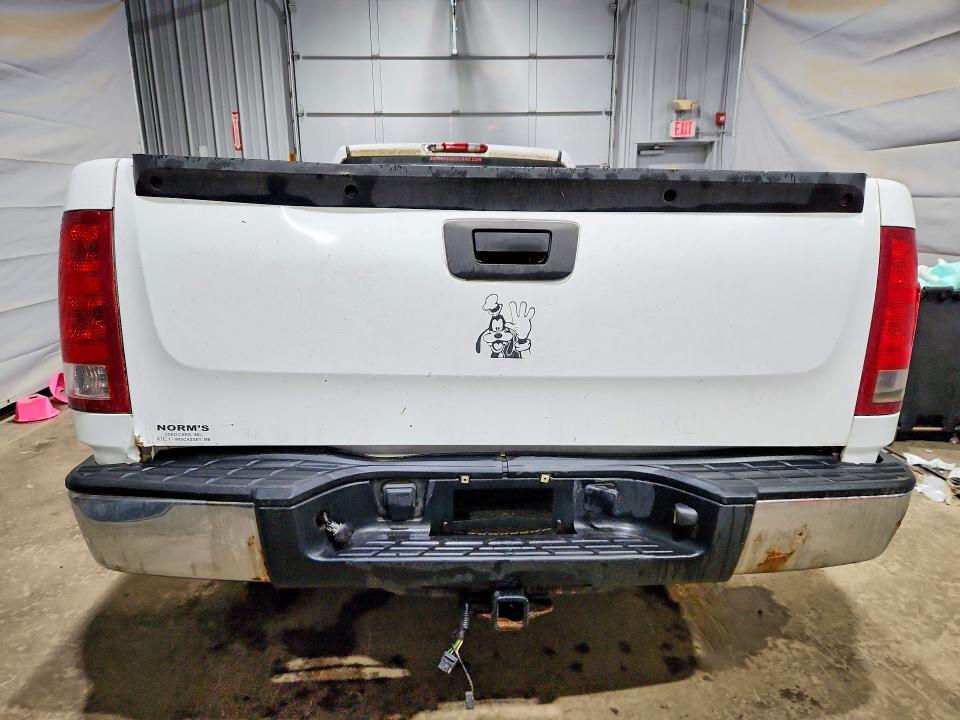 Photo 6 from auction – 2008 GMC SIERRA with VIN 1GTEC14X18Z273921