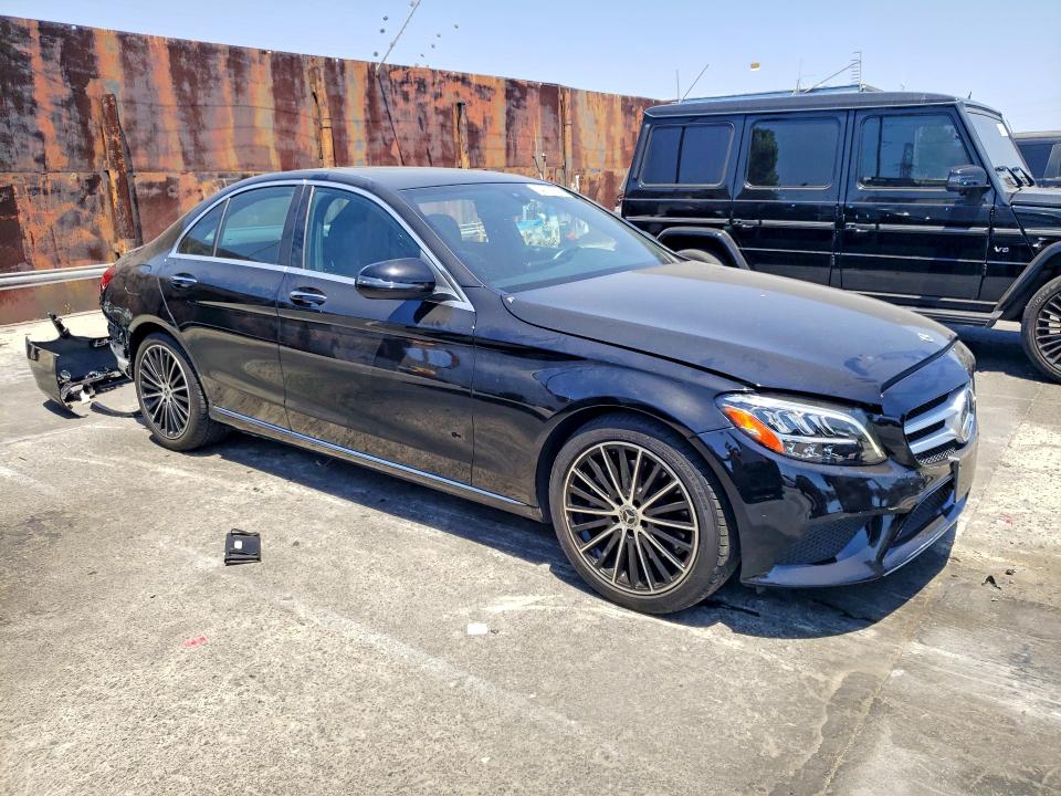 Photo 4 from auction – 2020 MERCEDES-BENZ C with VIN WDDWF8DB0LR526475
