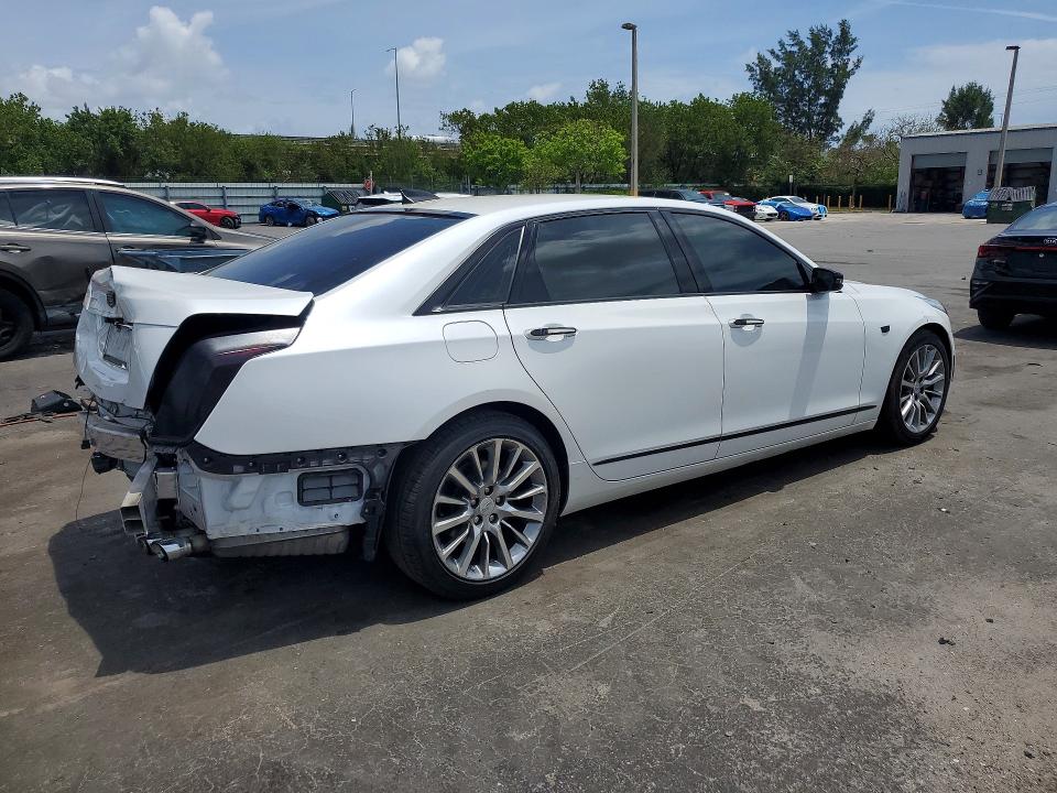 Photo 3 from auction – 2016 CADILLAC CT6 with VIN 1G6KD5RSXGU167793