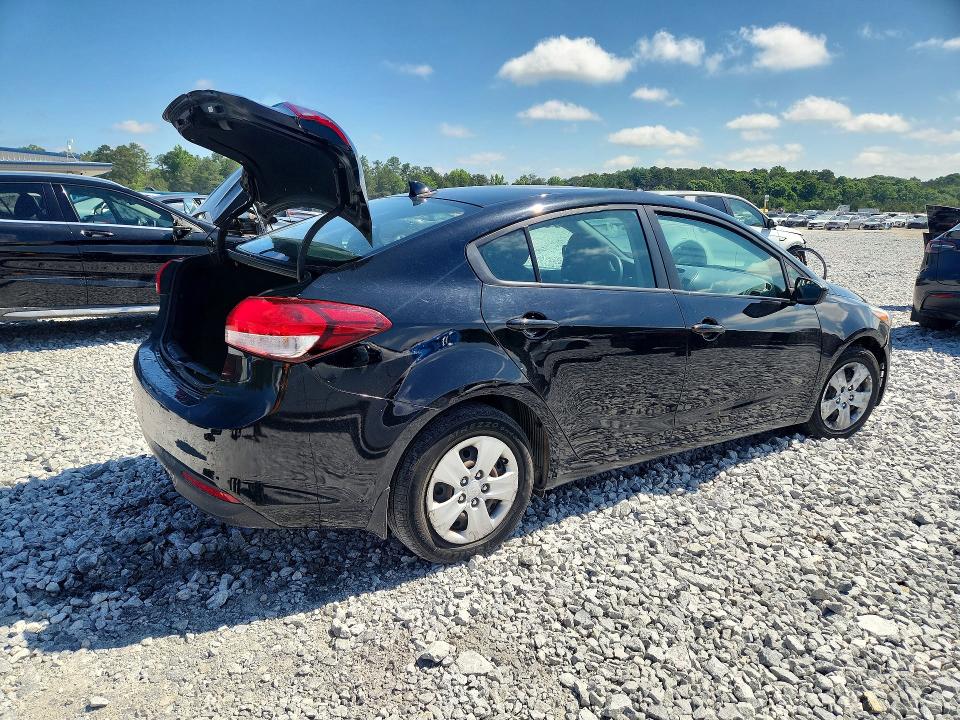 Photo 3 from auction – 2017 KIA FORTE with VIN 3KPFK4A72HE104967