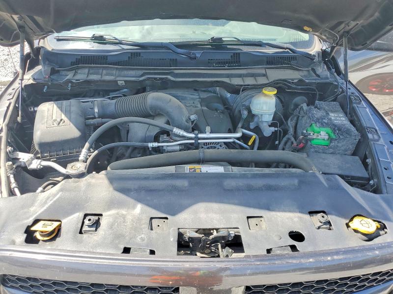 Photo 11 from auction – 2018 RAM 1500 with VIN 3C6RR7KT4JG122975