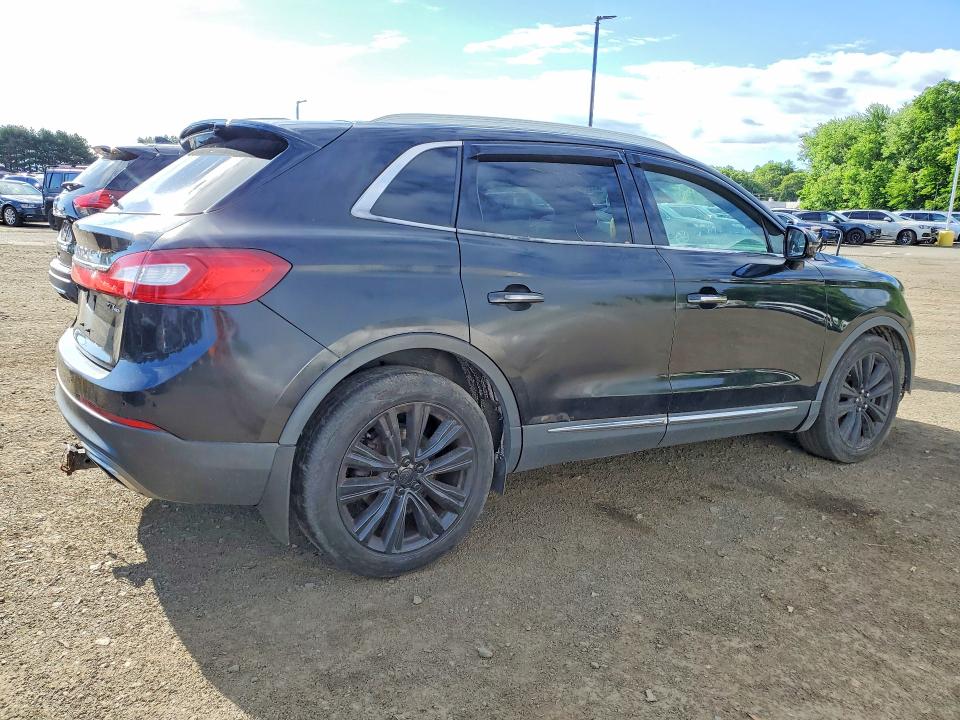 Photo 3 from auction – 2017 LINCOLN MKX with VIN 2LMPJ8LP1HBL29397