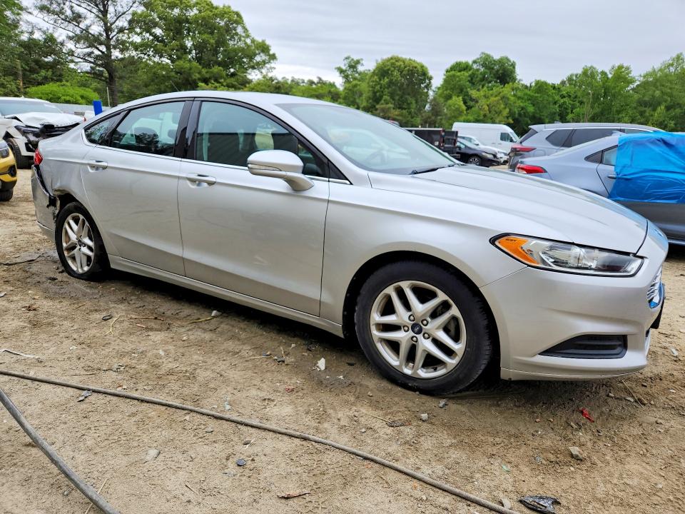 Photo 4 from auction – 2013 FORD FUSION with VIN 3FA6P0H7XDR248677