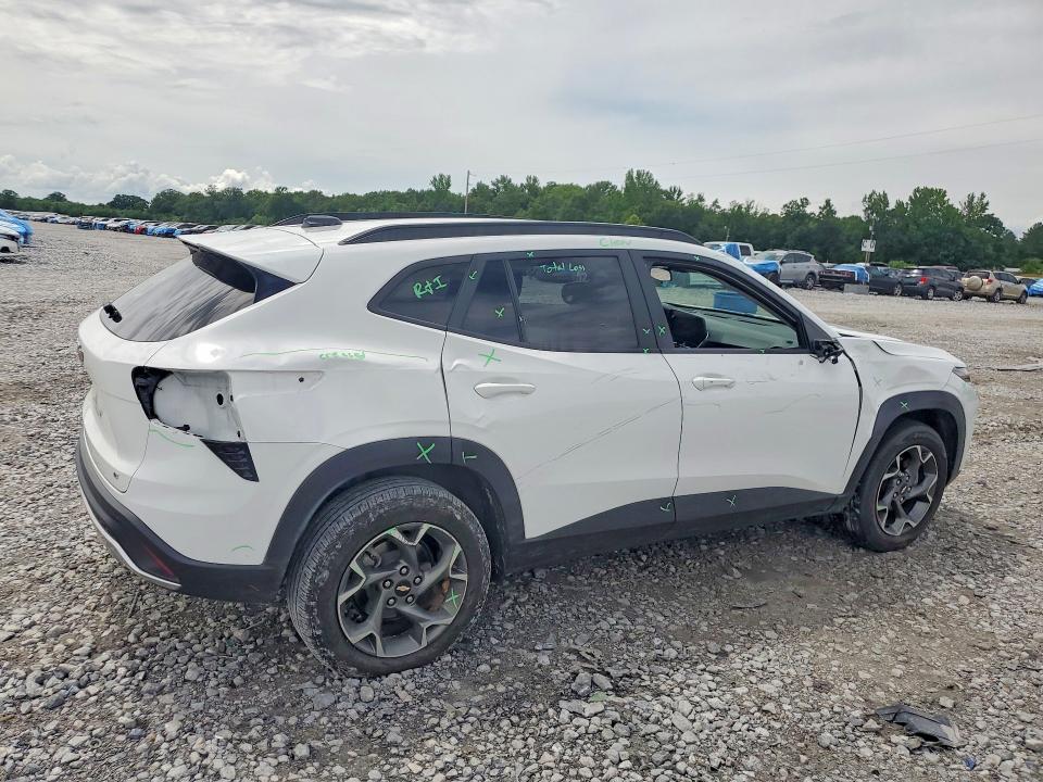 Photo 3 from auction – 2025 CHEVROLET TRAX with VIN KL77LHEP5SC008779