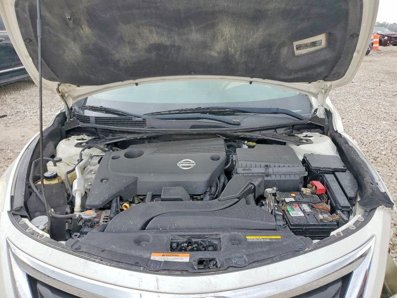 Photo 11 from auction – 2013 NISSAN ALTIMA with VIN 1N4AL3AP1DC104029