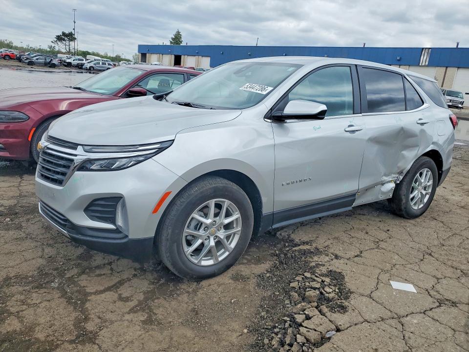 CHEVROLET EQUINOX 2022 with VIN 2GNAXKEV2N6124163 - Photo from auction