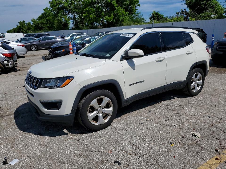 JEEP COMPASS 2018 with VIN 3C4NJDBB6JT139434 - Photo from auction