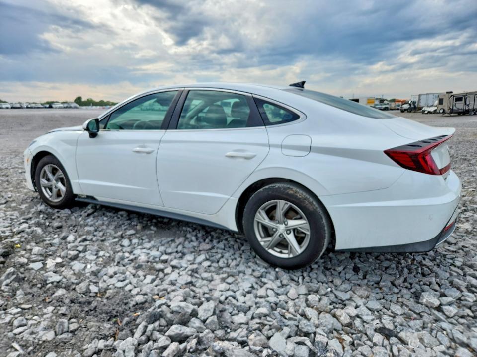 Photo 2 from auction – 2021 HYUNDAI SONATA with VIN 5NPEG4JA7MH077327