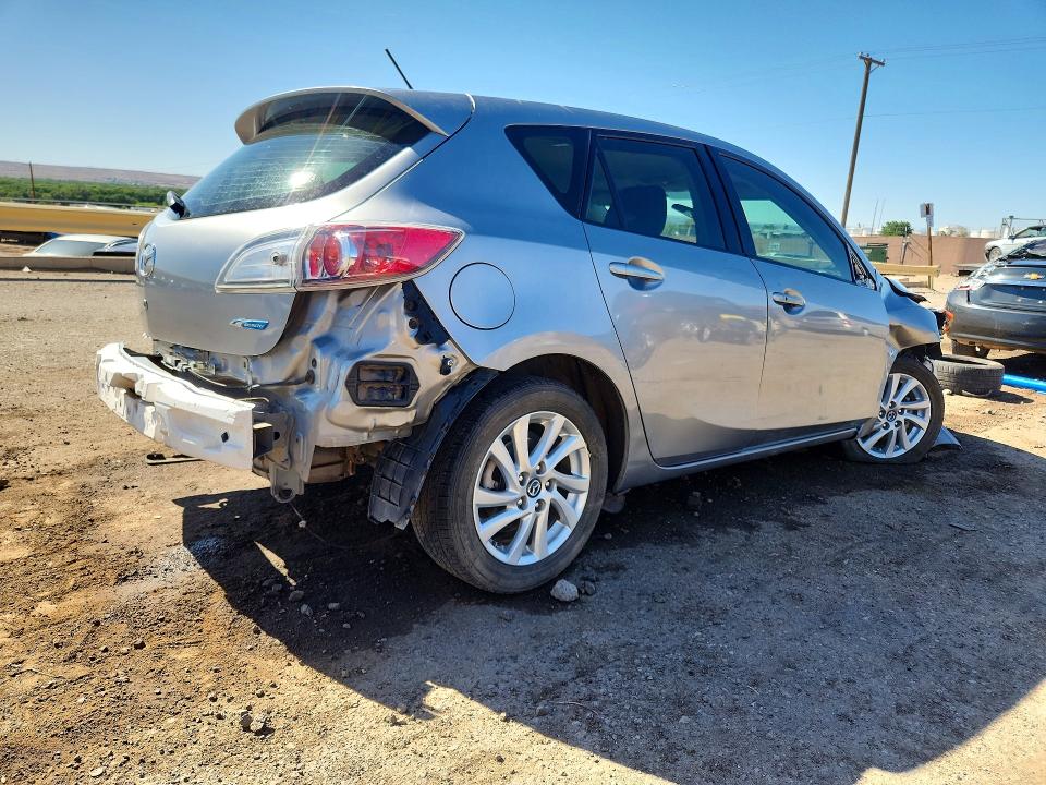 Photo 3 from auction – 2013 MAZDA 3 with VIN JM1BL1L70D1757656