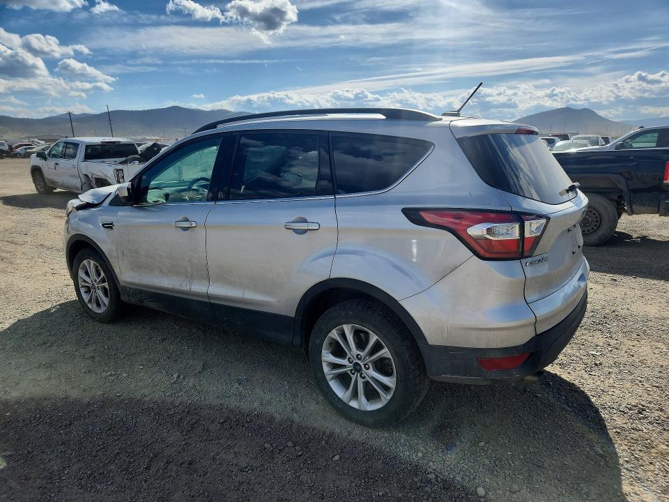 Photo 2 from auction – 2018 FORD ESCAPE with VIN 1FMCU0GD0JUB96909