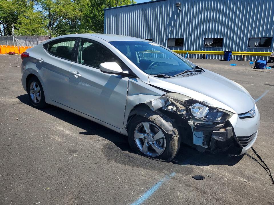 Photo 4 from auction – 2014 HYUNDAI ELANTRA with VIN 5NPDH4AE8EH502082