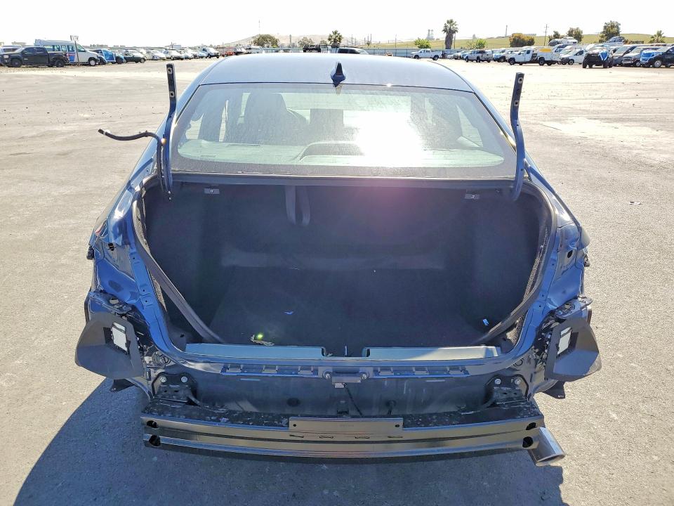 Photo 6 from auction – 2026 HONDA CIVIC with VIN 2HGFE2F55TH555585