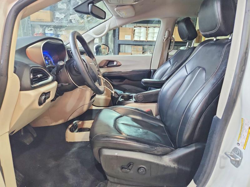 Photo 7 from auction – 2020 CHRYSLER VOYAGER with VIN 2C4RC1DG2LR261037