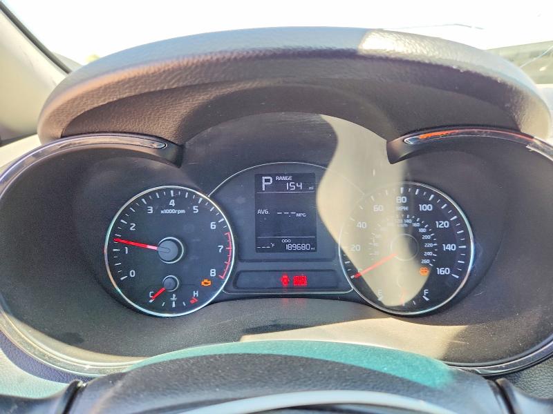 Photo 9 from auction – 2017 KIA FORTE with VIN 3KPFK4A74HE066030