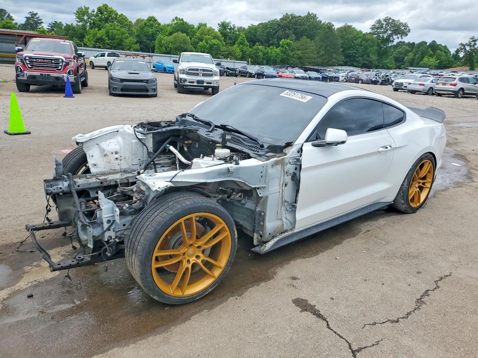 FORD MUSTANG 2018 with VIN 1FA6P8CF3J5113133 - Photo from auction