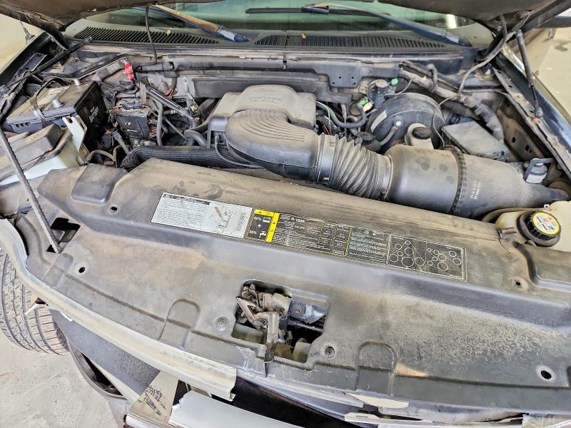 Photo 11 from auction – 2002 FORD F150 with VIN 2FTRX17W72CA31888