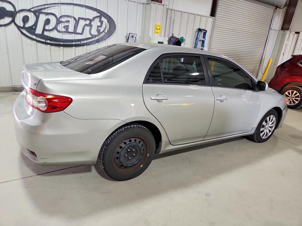 Photo 3 from auction – 2013 TOYOTA COROLLA with VIN 5YFBU4EE2DP154309