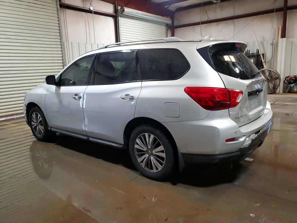 Photo 2 from auction – 2019 NISSAN PATHFINDER with VIN 5N1DR2MN4KC628567