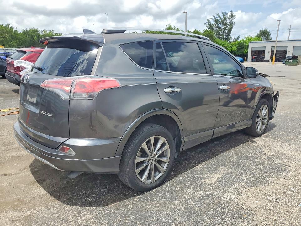 Photo 3 from auction – 2017 TOYOTA RAV4 with VIN 2T3YFREV9HW333279