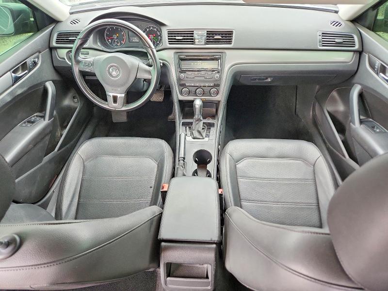 Photo 8 from auction – 2014 VOLKSWAGEN PASSAT with VIN 1VWAT7A34EC024446
