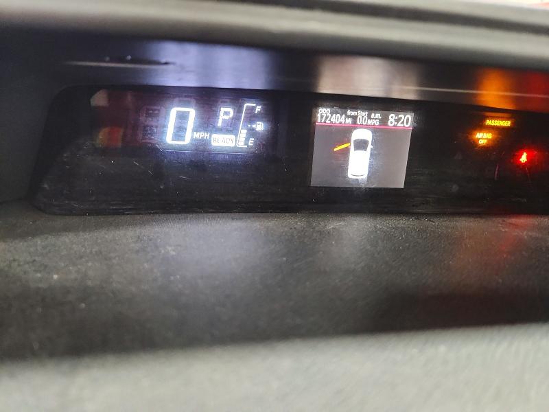 Photo 9 from auction – 2016 TOYOTA PRIUS C with VIN JTDKDTB37G1120369