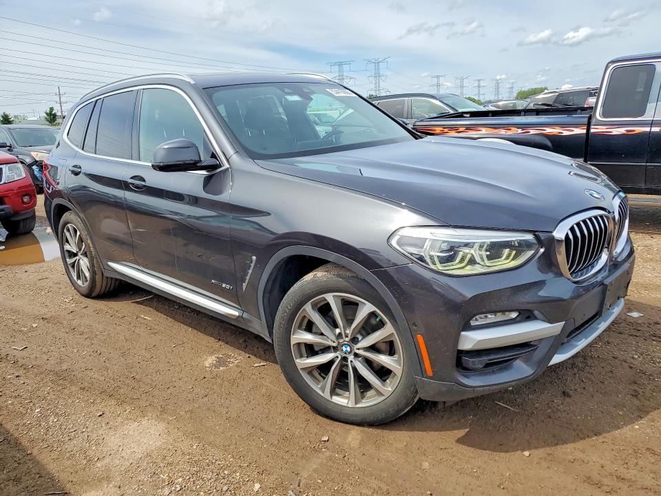 Photo 4 from auction – 2018 BMW X3 with VIN 5UXTR9C53JLD61948